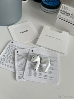 Apple AirPods 4 - 6