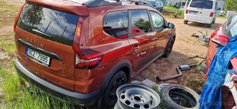 Dacia Jogger lpg+benzin 7 míst - 6