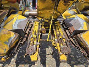 Kukuřičný adaptér new holland 6 řádku - 6