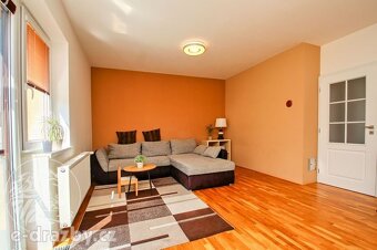 Rodinný dům 5+1 (156 m2) se zahradou (560 m2), bazénem a gar - 6