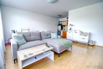 Byt 2+kk, 58 m² s balkonem, Hradec Králové – ul. Rybova. - 6