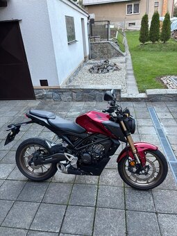 Honda CB125R - 6