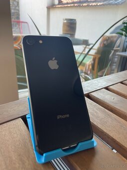 Iphone 8 - 64GB - 6