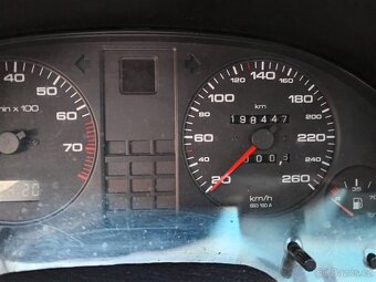 Audi 90 , 5-ti valec, dovoz Španělsko - 6