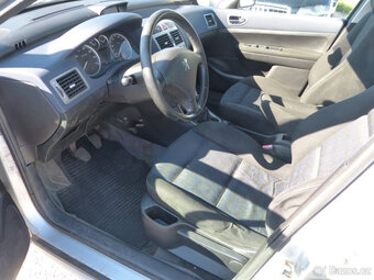 Peugeot 307 2.0 i - 6