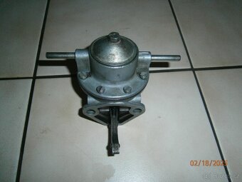 benzinové čerpadlo Š 100, 1000MB - 6