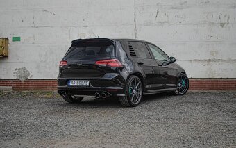 Volkswagen Golf R 2.0 TSI 4motion - 6