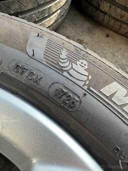 Mercedes ALU C w205 R17 letní Michelin - 6