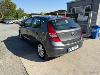 Hyundai I30 1.6 CRDI automat kůže - 6