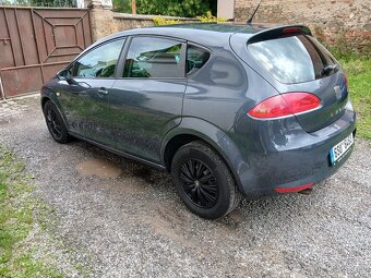 Seat Leon 1.6 75kw 2008 servisní kniha 149t/km - 6
