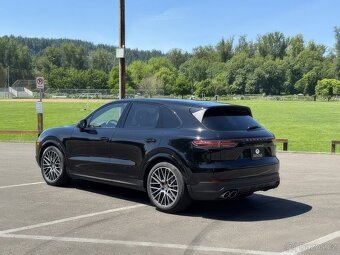 2020 Porsche Cayenne S AWD 3.0 - 6