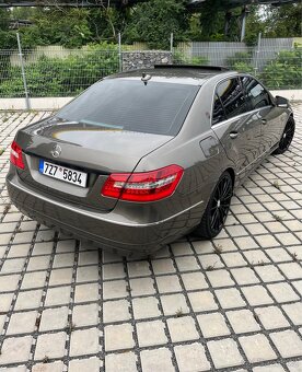 Mercedes-Benz E-class W212 - 6
