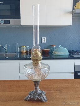 STAROŽITNÁ PETROLEJKA VE STYLU ART NOUVEAU, FRANCIE, 1900 - 6