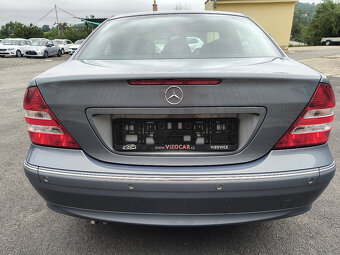Mercedes-Benz Třídy C 180 K BI-XEN/KŮŽE/VYHŘ.SED/PDC/ALU/PC/ - 6