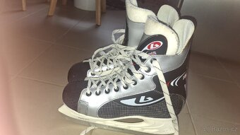 Prodám panske Brusle Botas EU 43 - 6