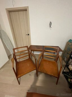 Retro křesílka s konferenčním stolkem - 6
