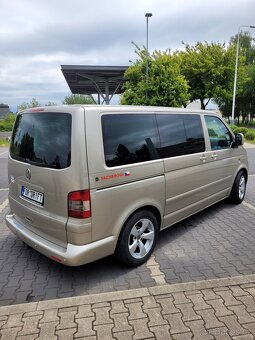 VW Multivan T5,2,5 TDI,128kW,7 míst,1.majitel - 6