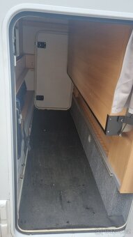 Obytný auto alkovnou plně vybavený Volné Termíny - 6