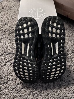 Adidas Ultraboost 5.0 DNA vel. 40 PC 4800kč - 6