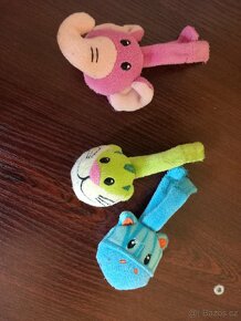 Žirafka v lodi a jiné hračky do 24M, zn: Playgro,..... - 6