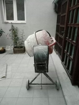 Míchačka na beton na Maltu - 6