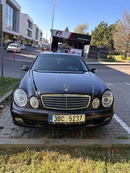 Mercedes-Benz W211 2.2 - 6