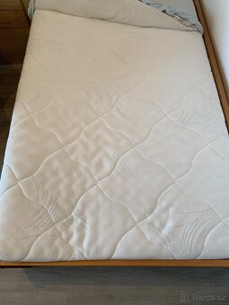 Dřevěná IKEA postel 90x200 cm (model Tarva) - 6
