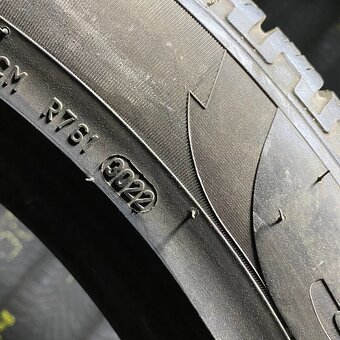 Zimní pneu 225/55 R19 99H Pirelli 7mm - 6