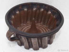 2,5L Stará retro kameninová forma na bábovku OK Stav - 6