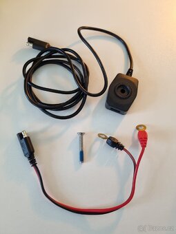 QUADLOCK USB Charger - 6