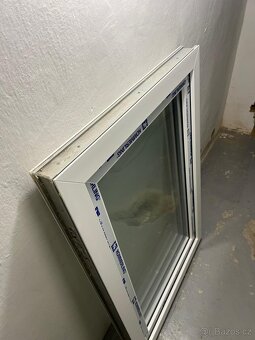 Plastové Okno kommerling 80x1235mm - 6
