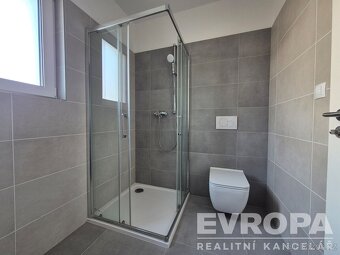 Novostavba rodinného domu 5+kk, pozemek 803m2, 15minut od ok - 6