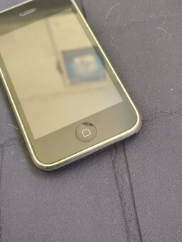 Apple iPhone 3GS 16GB - 6