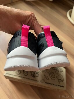 Divčí tenisky Sketchers vel.27 Nove - 6