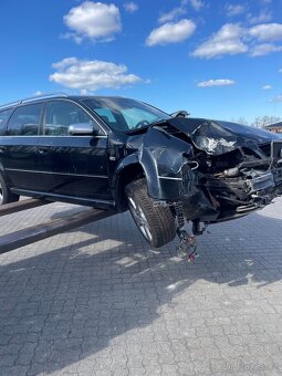 Audi RS6 avant alcantara - 6