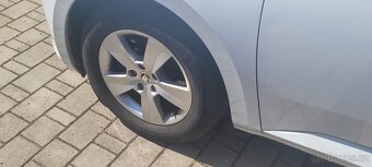 Škoda Superb TDi 2019 navi kamera plný servis - 6