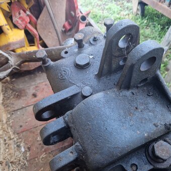 Hydrauliku Zetor 25 - 6