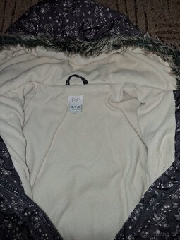 Set dívčích zimních bund - 6