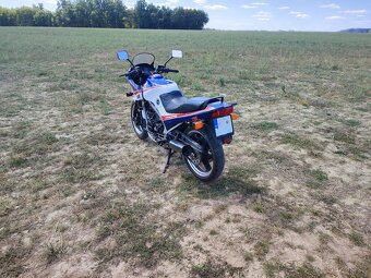 Honda VF500F Interceptor - 6