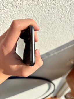 iPhone 8/ 100% - 6