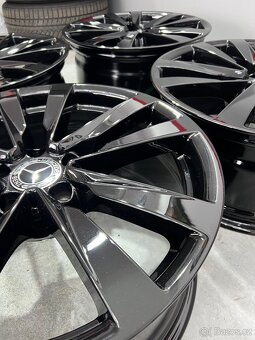 Mercedes r19 top 5x112 - 6