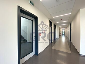 PRONÁJEM NOVĚ VYBUDOVANÉ KANCELÁŘE O CP 21,70 M2 V BRNĚ - 6