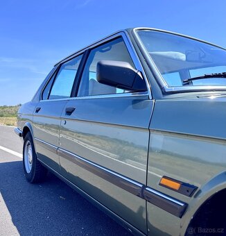 BMW 520i r.v.1982, model e28, šestiválec - 6