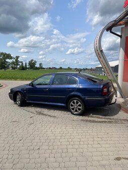 Octavia 1 1.9 tdi 81kw Laurin & Klement - 6