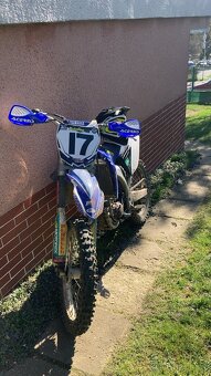 Yamaha YZF250 - 6