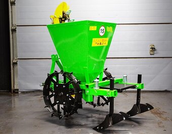 Dvouřádkový široký sazeč BOMET s přihnojováním - 6