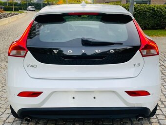 Volvo V40 2.0i T3 MANUÁL OCEAN RACE VÝHŘEV SERVISKA - 6