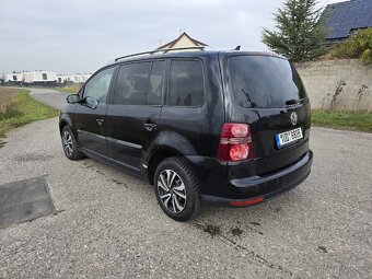 Volkswagen Touran TOP výbava - 6