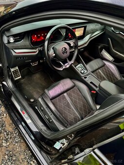 Škoda Octavia IV RS 1.4 TSI iV (plug-in hybrid) - 6