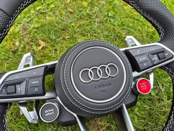 AUDI R8 VOLANT SPORTOVY - START/STOP - DRIVE SELECT - 6